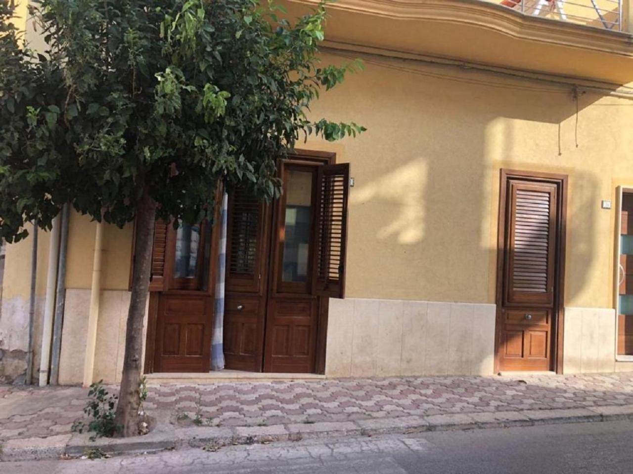 Casa Nonna Maria Apartment Трапето Екстериор снимка